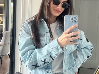 Meera : Friendly escort girl