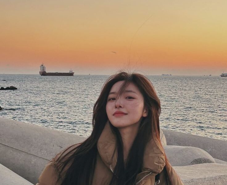 Hana Lee + 971554629810