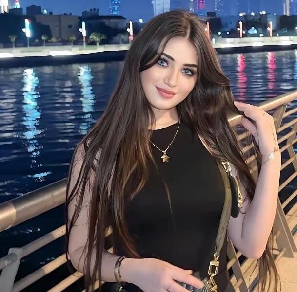 Laila young escort girl