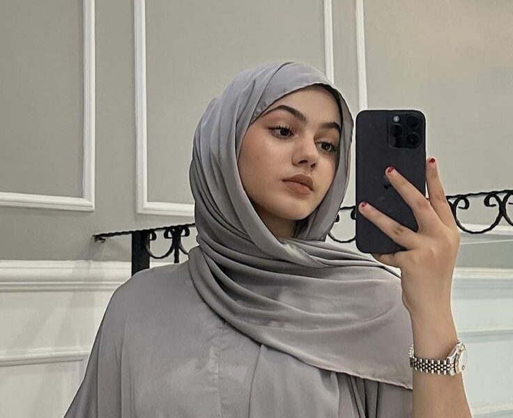 Tala : just landed escort girl